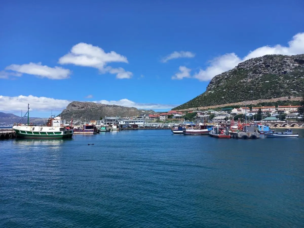Harbour Views Apartment Kalk Bay